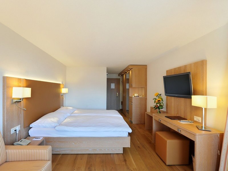 Helvetia Intergolf Hotel 42