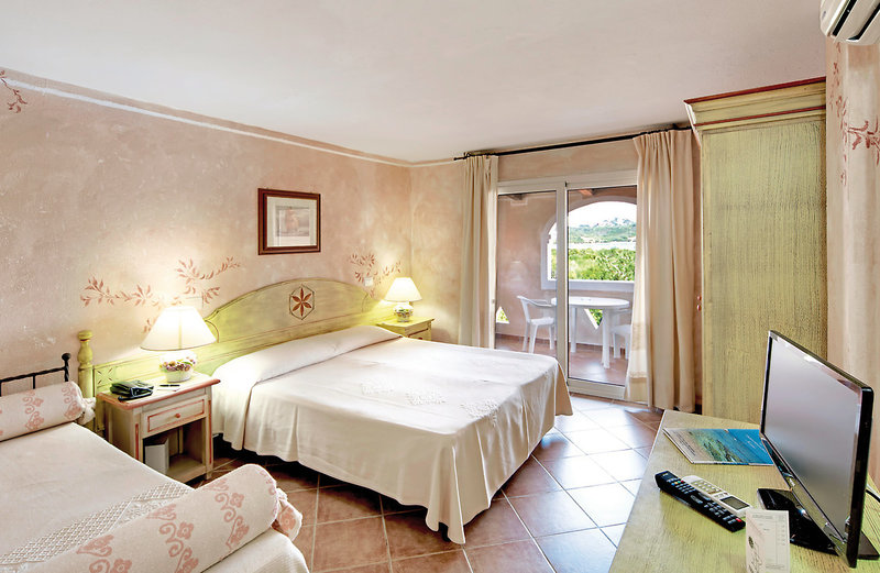 Colonna Beach Hotel & Residence 17