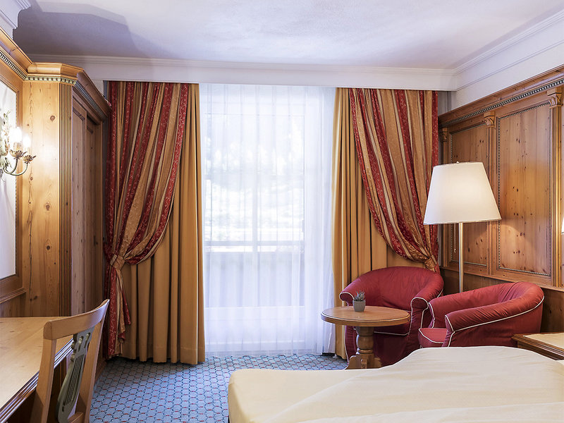 Gourmet- & Wellness-Hotel Alte Post 2