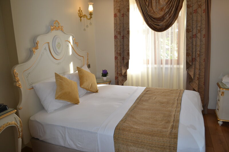 Galatower Hotel 2