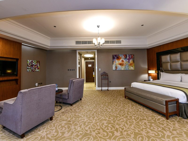 Best Plaza West Bay Hotel 38