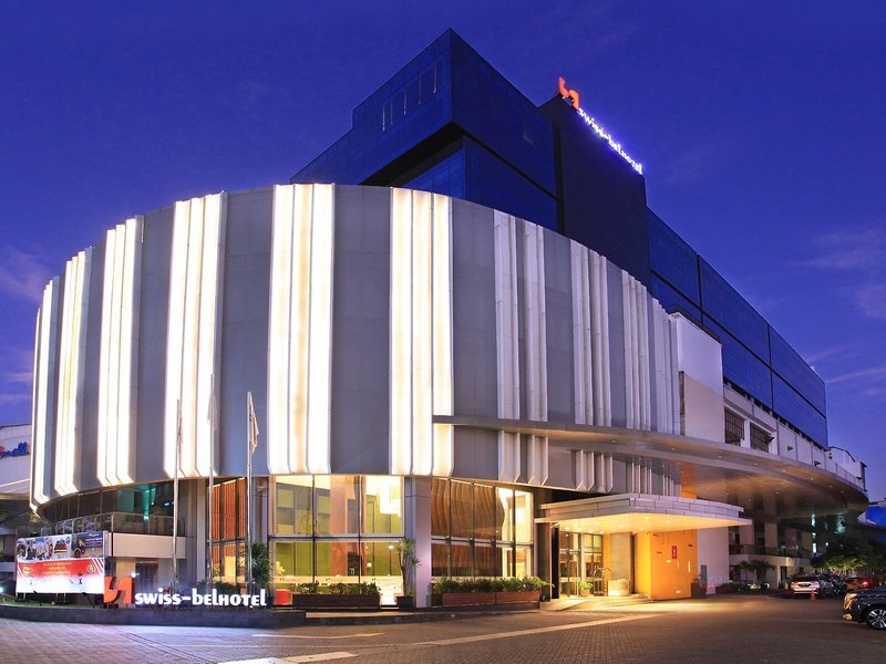 Swiss Belhotel Cirebon 4
