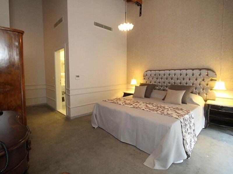 Kostem Otel 32
