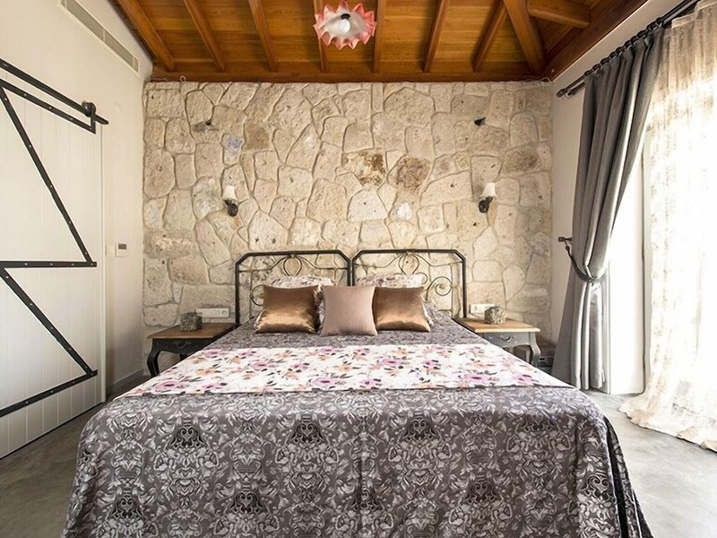 Kostem Otel 41