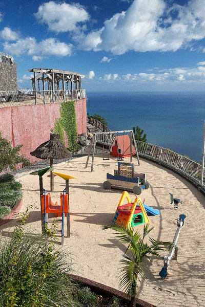 Village Cabo Girao 10