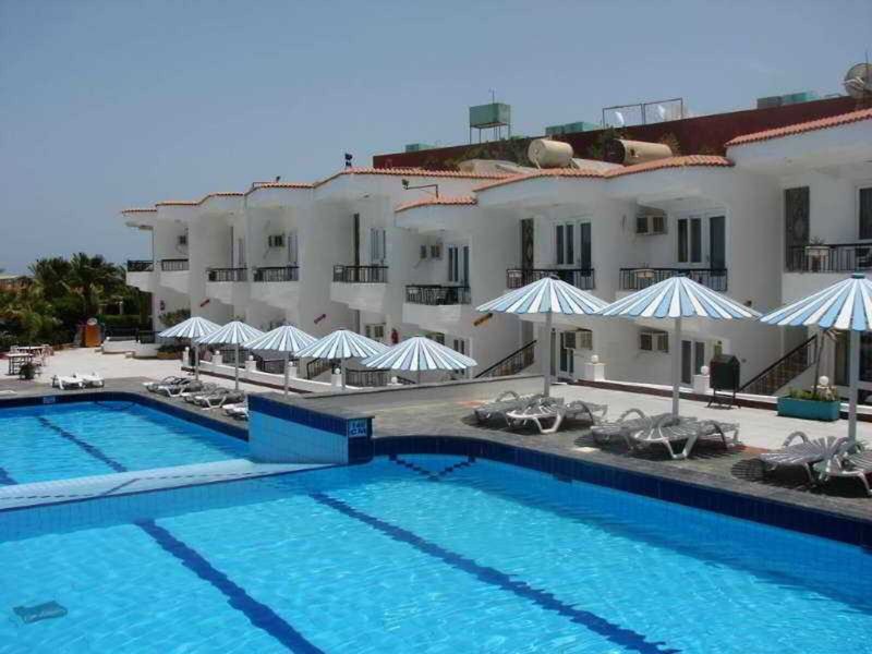 Sand Beach 2 - Exterior