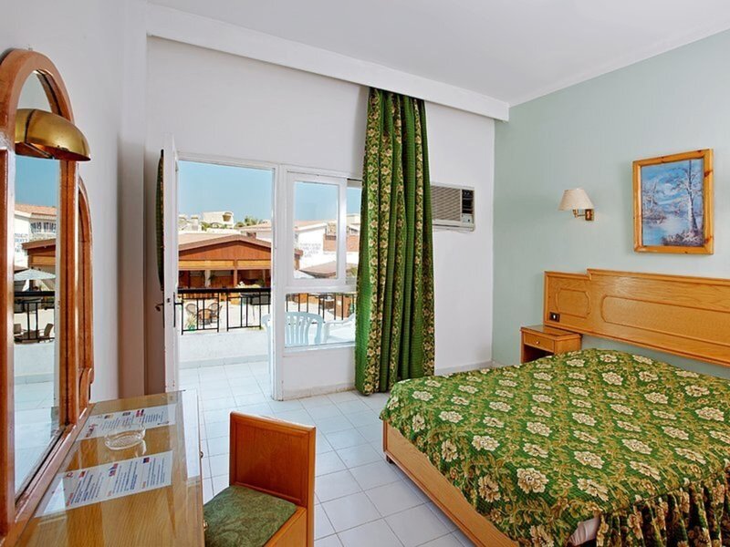 Sand Beach 33 - Room Example