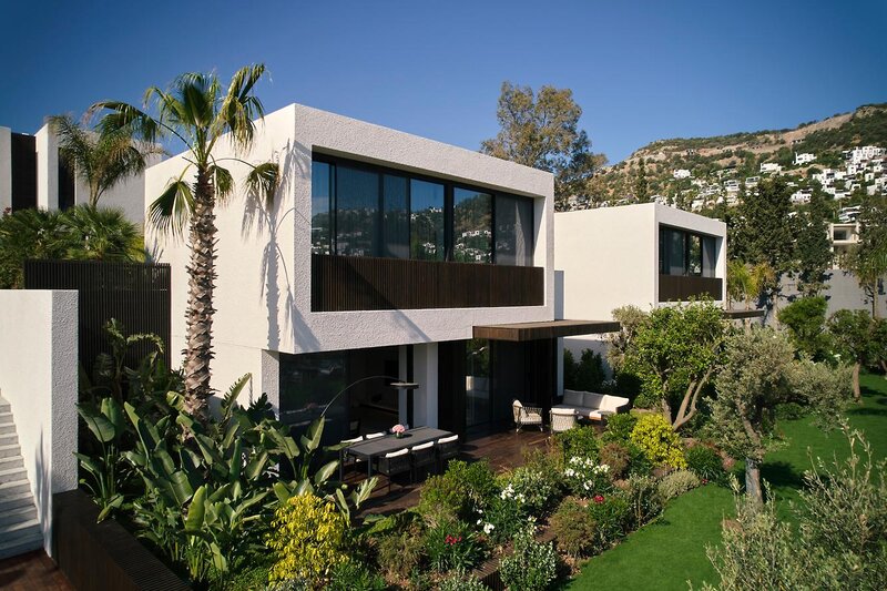 Caja by Maxx Royal 1