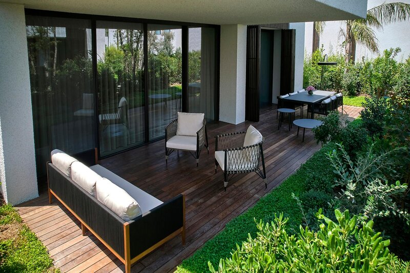 Caja by Maxx Royal 20