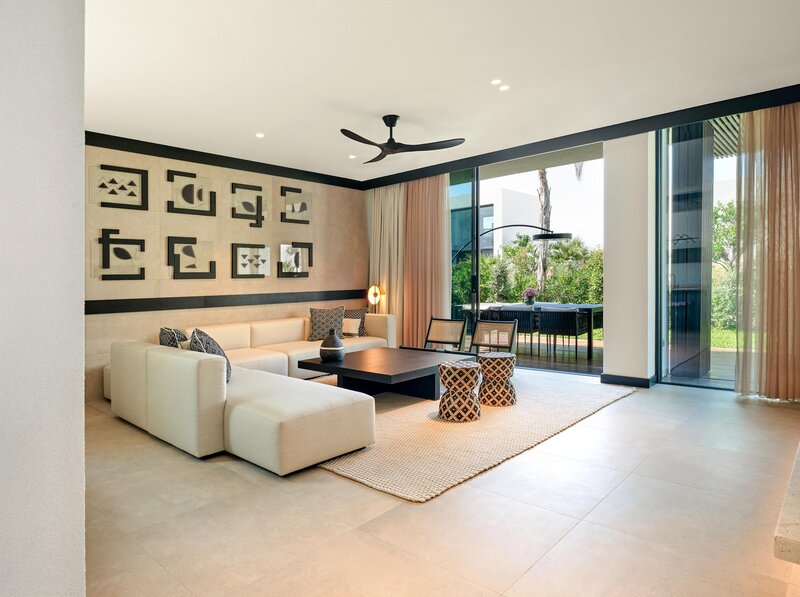 Caja by Maxx Royal 39