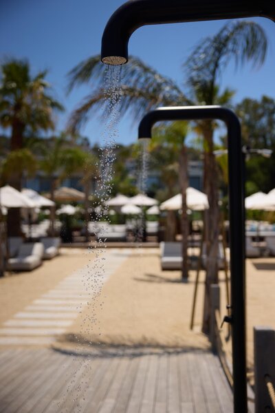 Caja by Maxx Royal 51