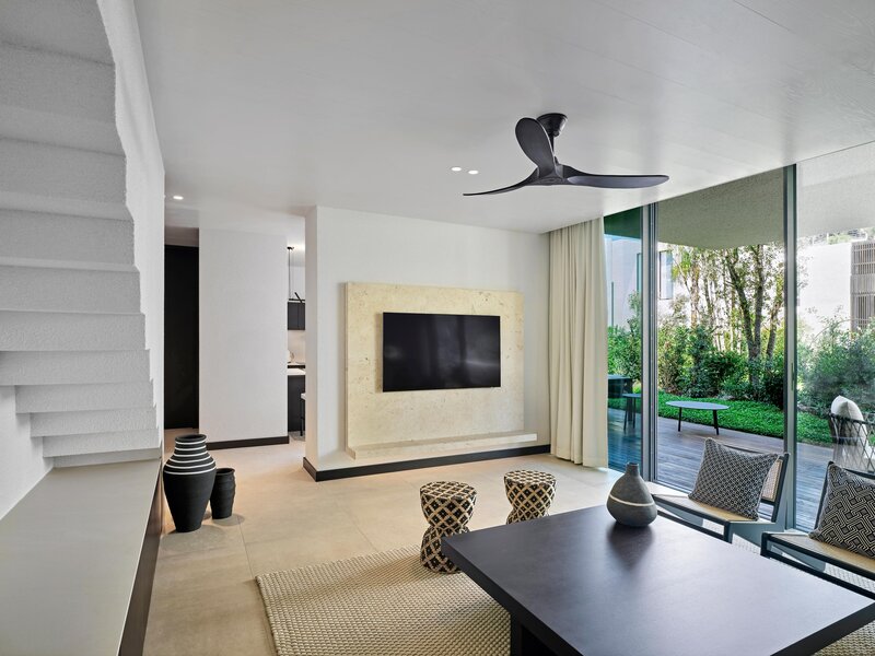 Caja by Maxx Royal 90