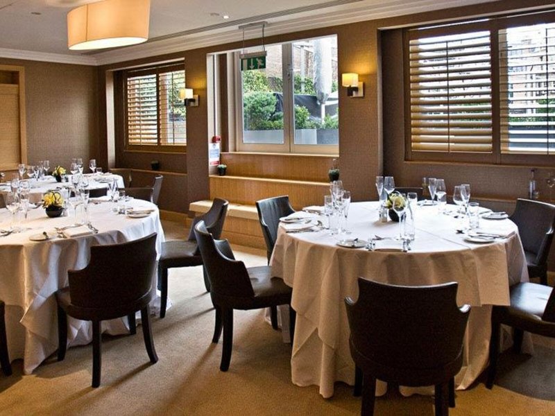 Jumeirah Lowndes 5
