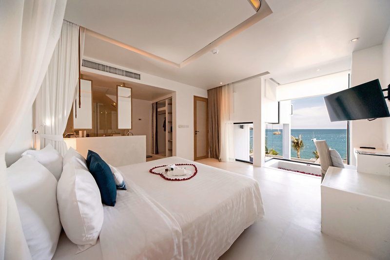 Bandara Villas Phuket 11