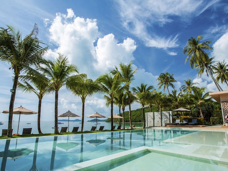 Bandara Villas Phuket 15