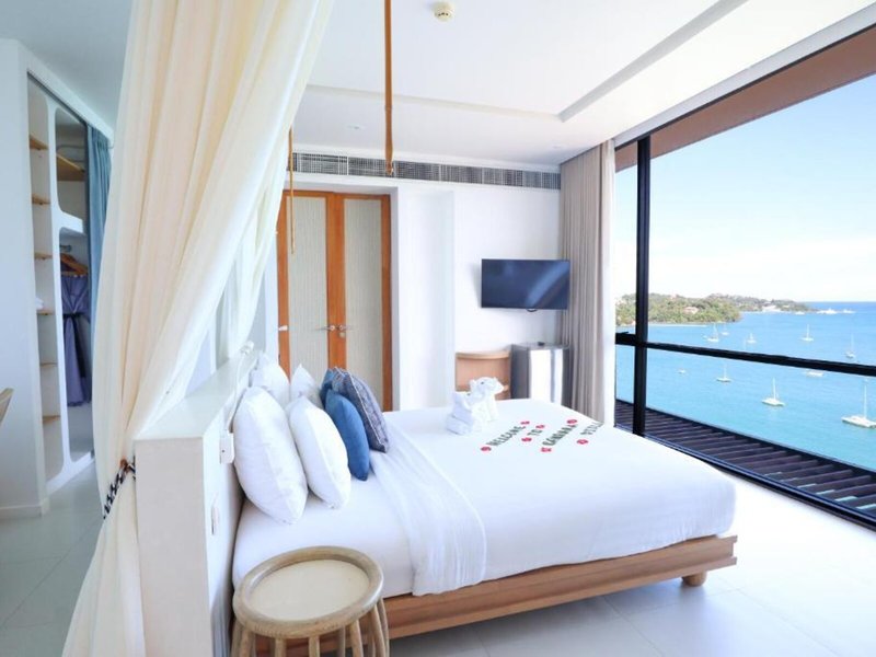 Bandara Villas Phuket 37