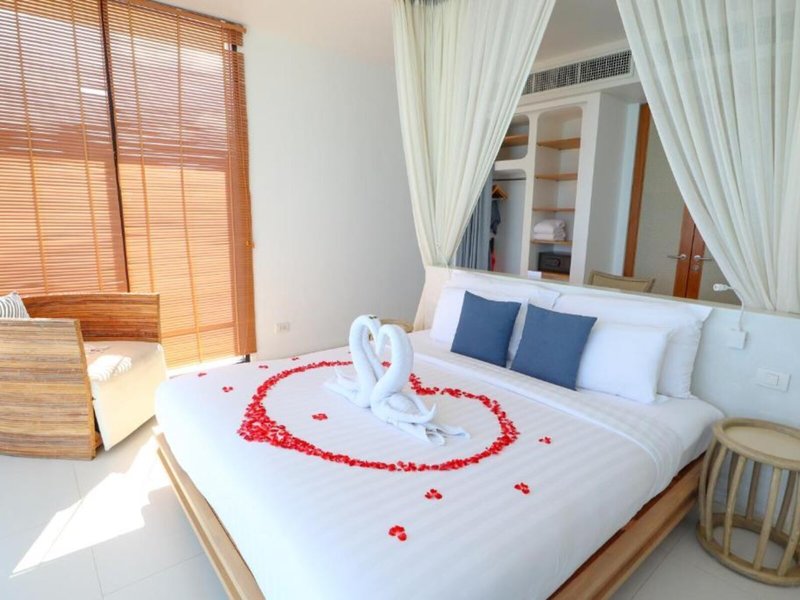 Bandara Villas Phuket 48