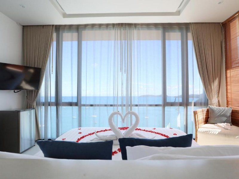 Bandara Villas Phuket 50