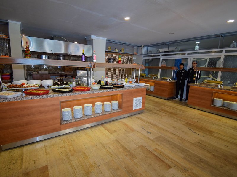 Astoria Life Hotel 10