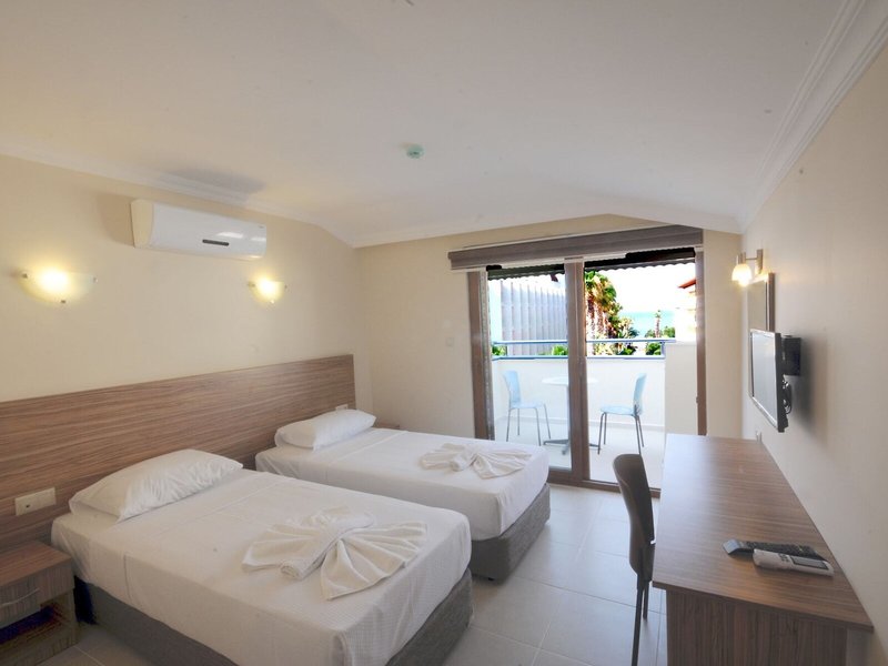 Astoria Life Hotel 15