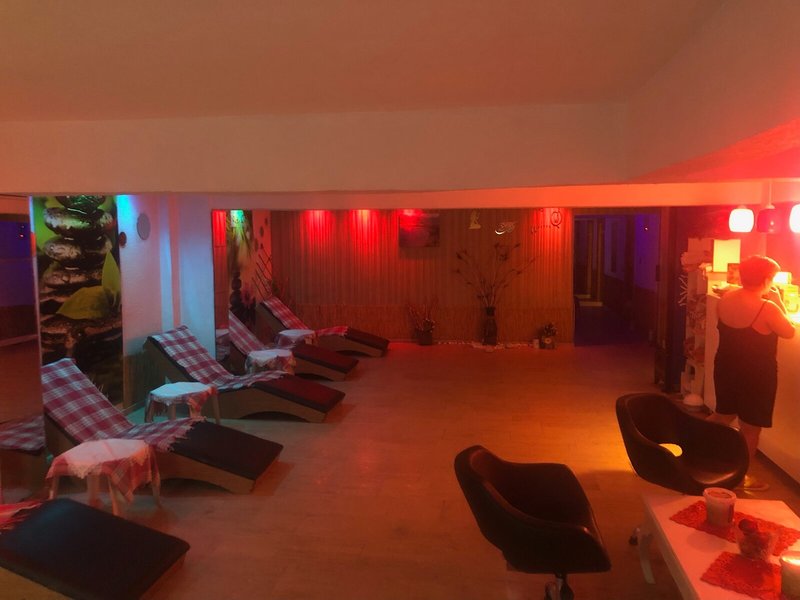Astoria Life Hotel 16