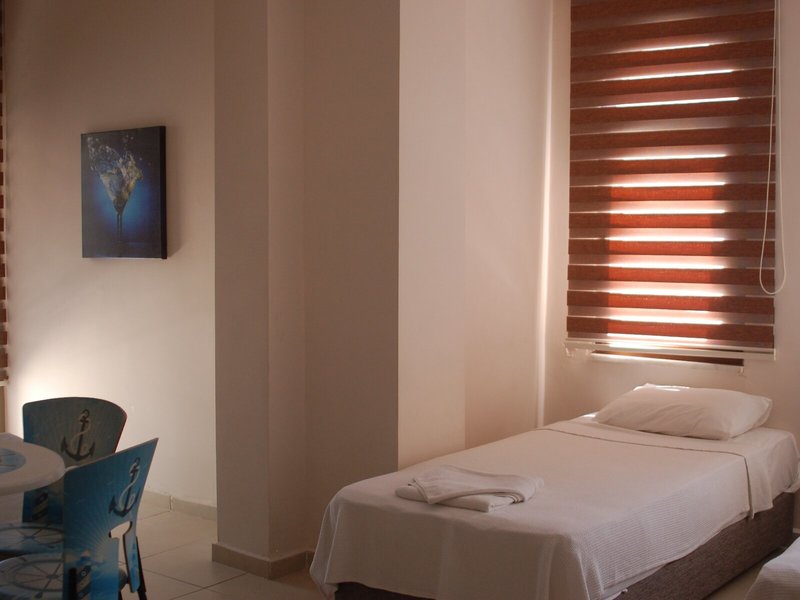 Astoria Life Hotel 17