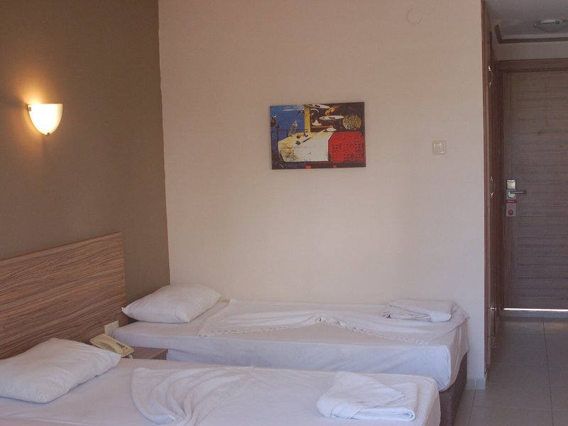 Astoria Life Hotel 20