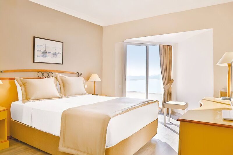 Roseira Beach Resort 10