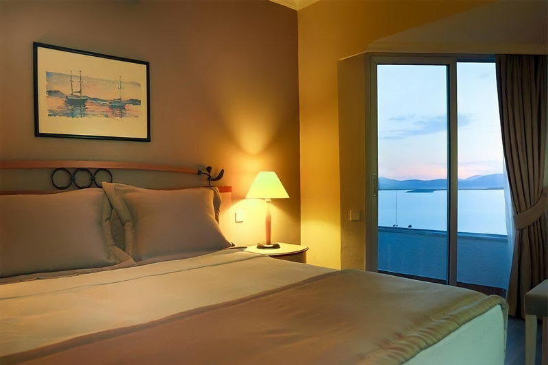 Roseira Beach Resort 11