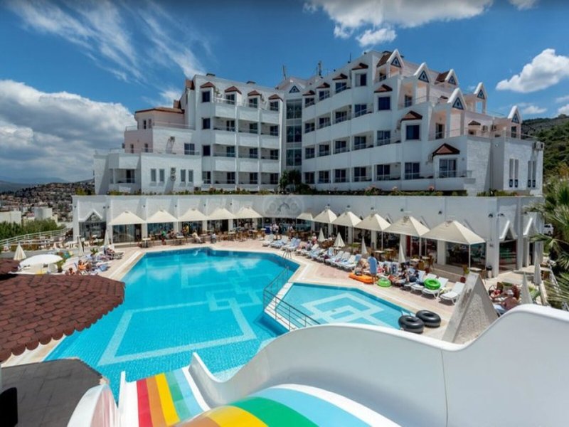 LABRANDA Güllük Princess 17