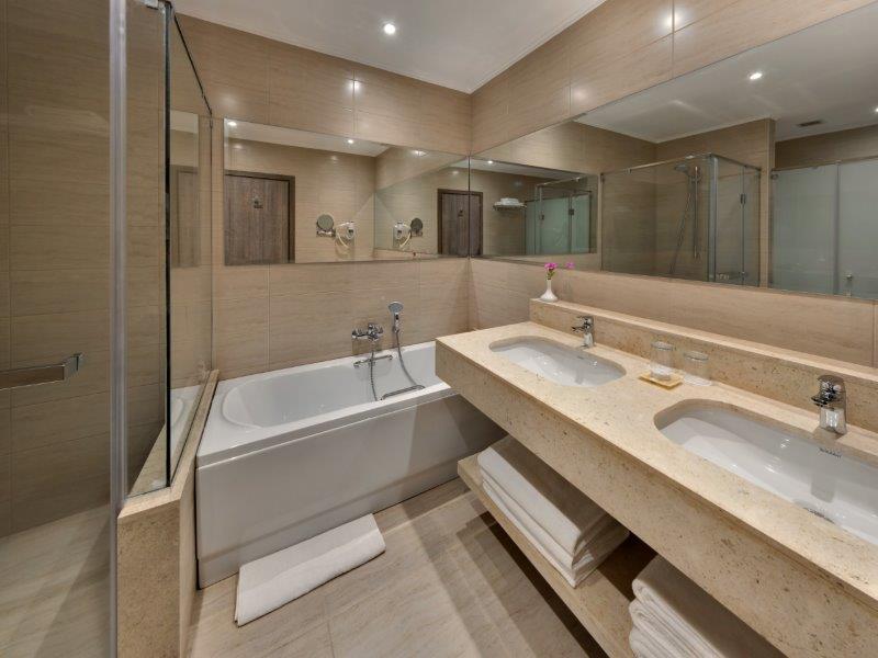 Steigenberger Alcazar 84