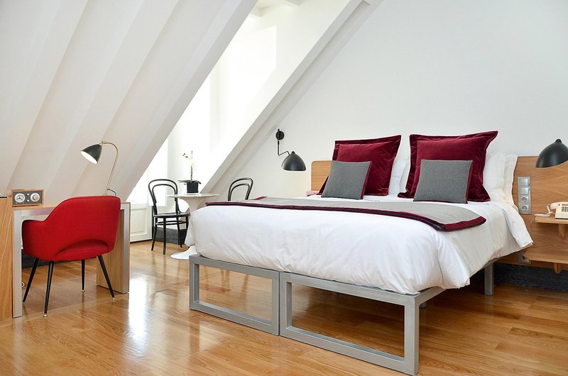 Brown's Central Hotel 3