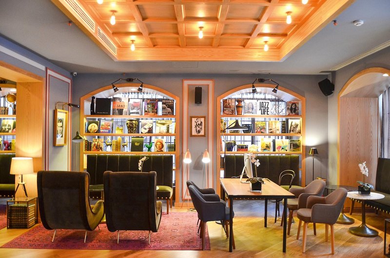 Brown's Central Hotel 4