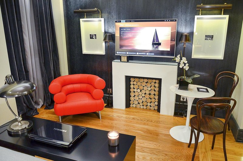 Brown's Central Hotel 9