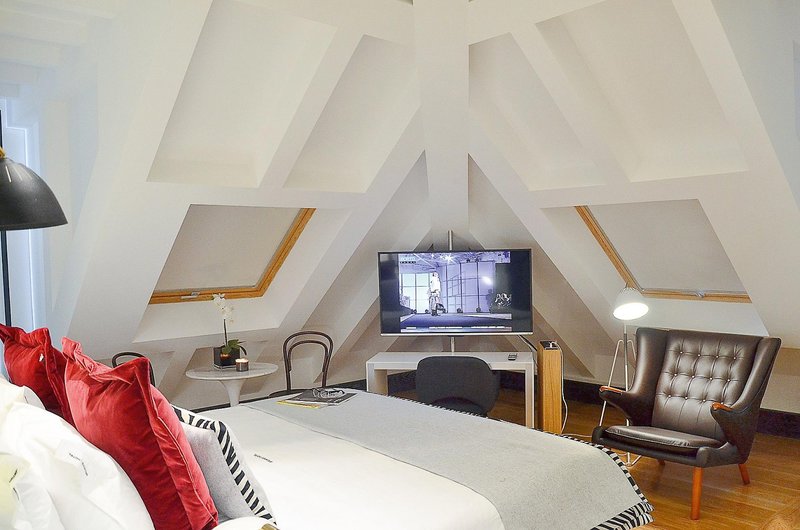 Brown's Central Hotel 15