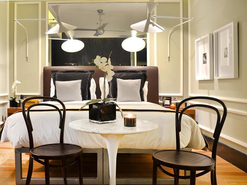 Brown's Central Hotel 3