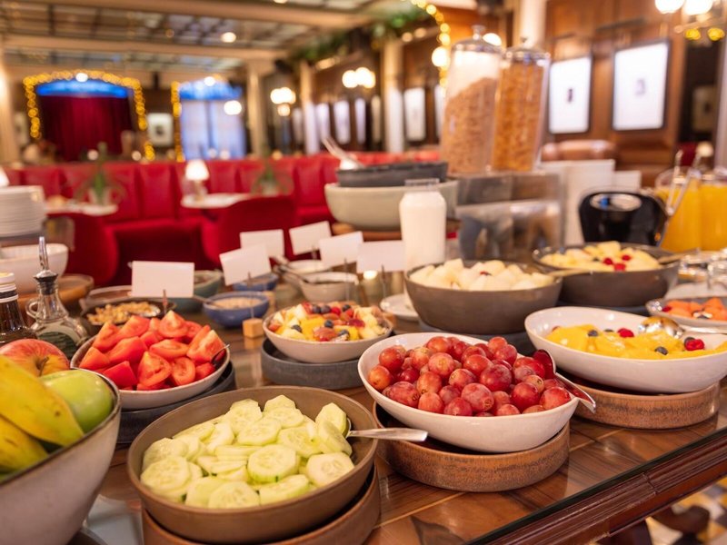 Brown's Central Hotel 5