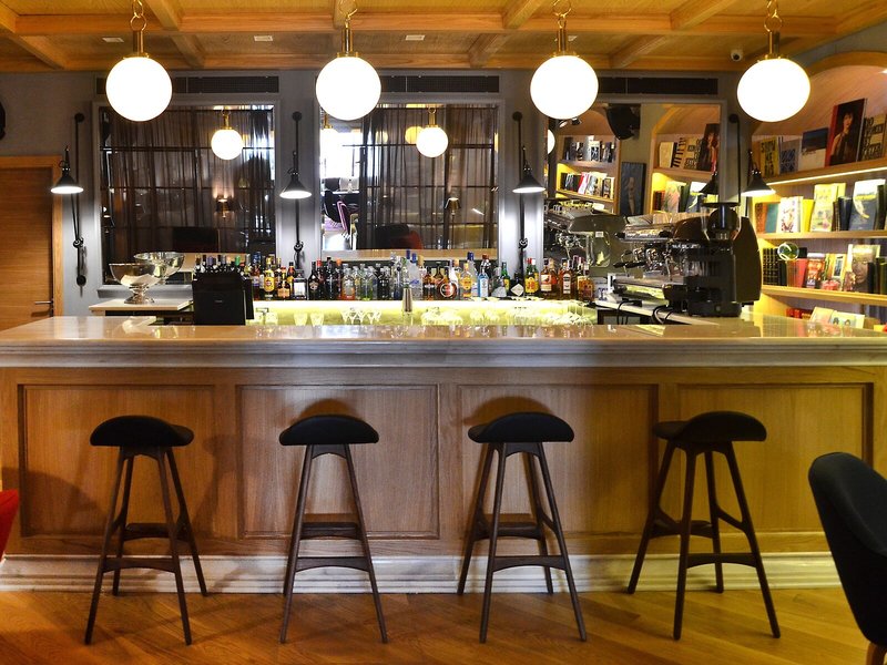 Brown's Central Hotel 6