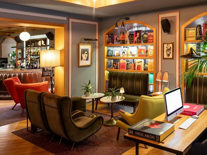 Brown's Central Hotel 23