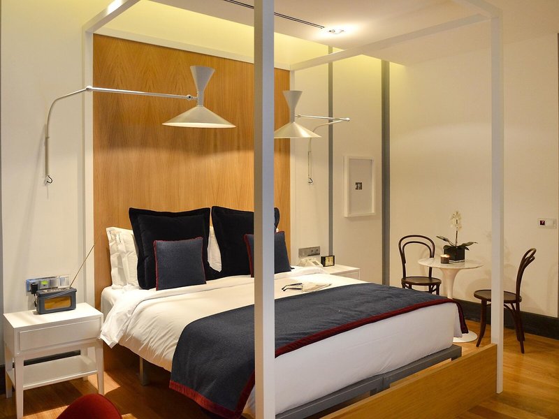 Brown's Central Hotel 26