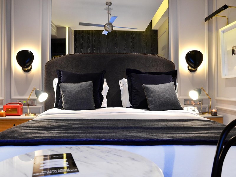 Brown's Central Hotel 41