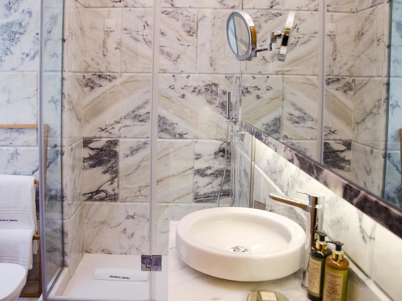 Brown's Central Hotel 44