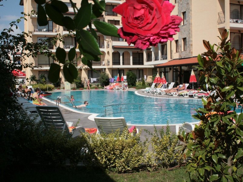 Rose Village 4