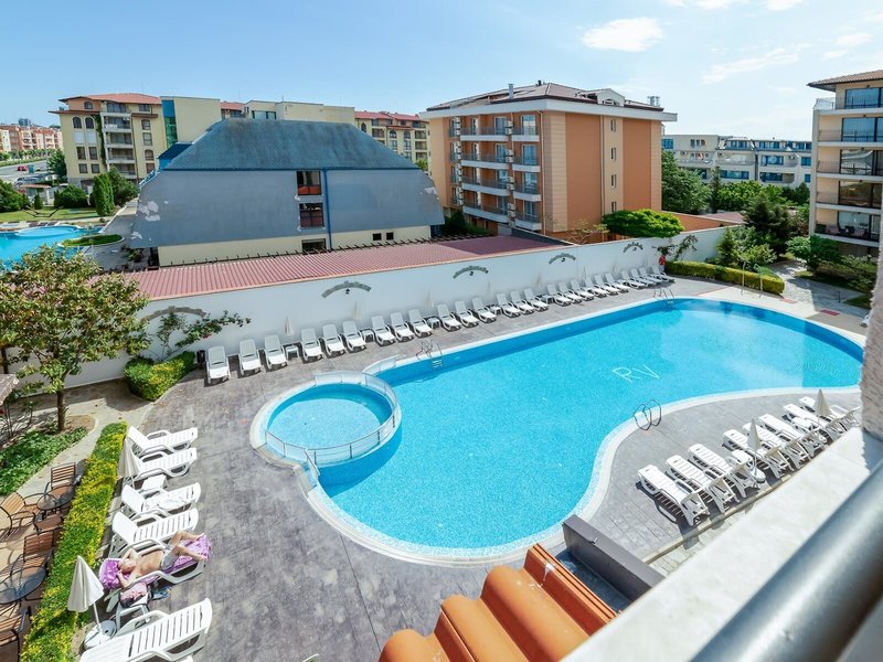 Hotel Rose Village 10