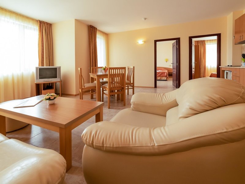 Hotel Rose Village 16