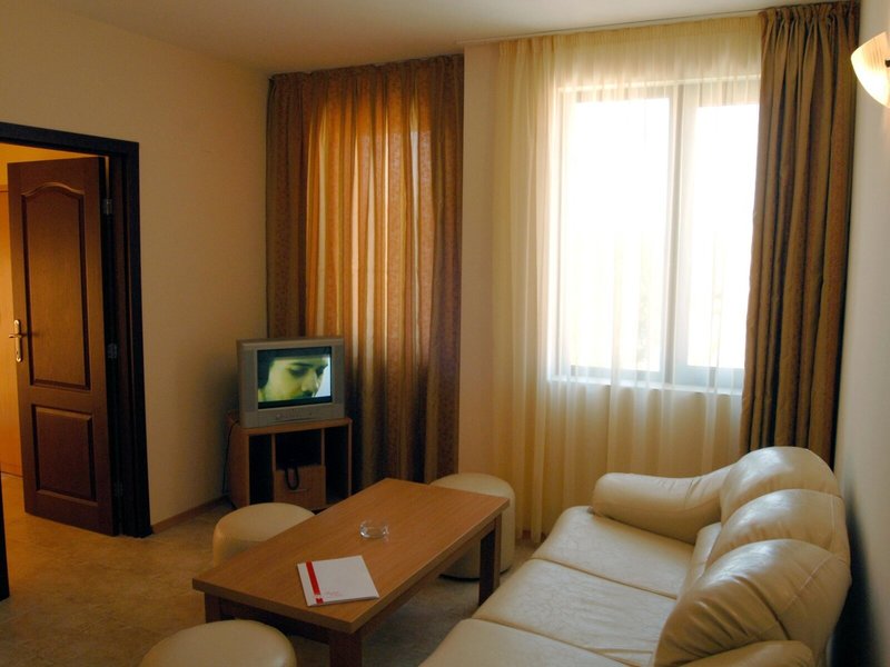 Hotel Rose Village 18