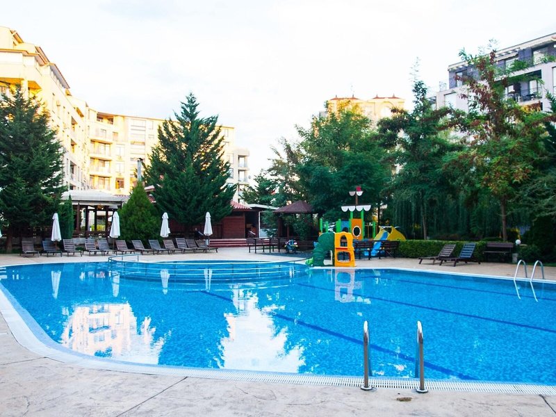 Rainbow 1 Holiday Complex 12