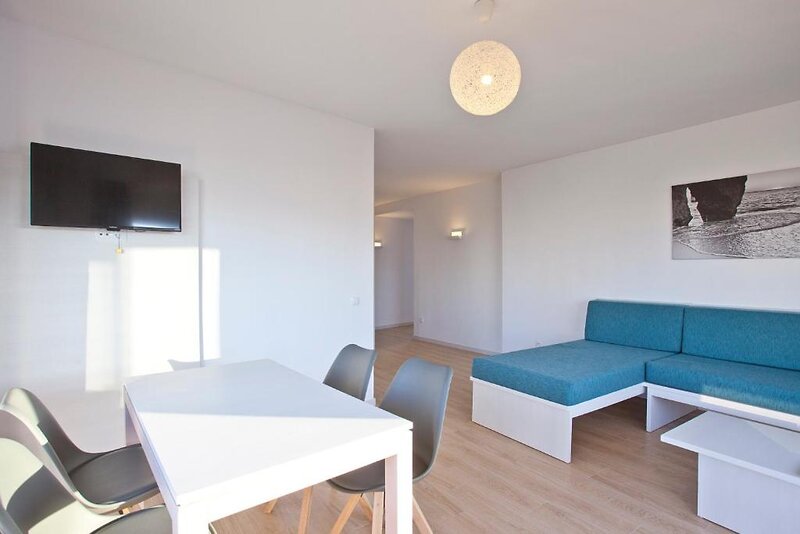Playamar Apartments 6