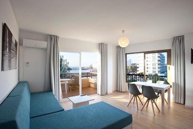 Playamar Apartments 7