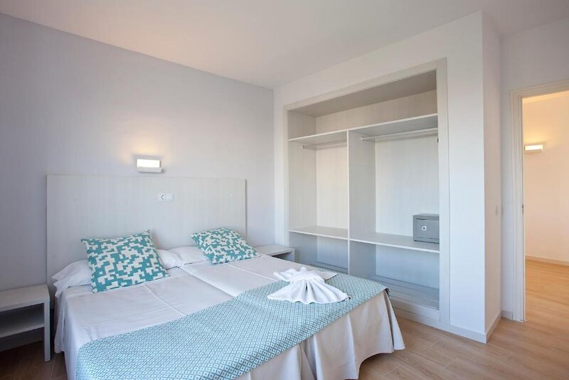 Playamar Apartments 9